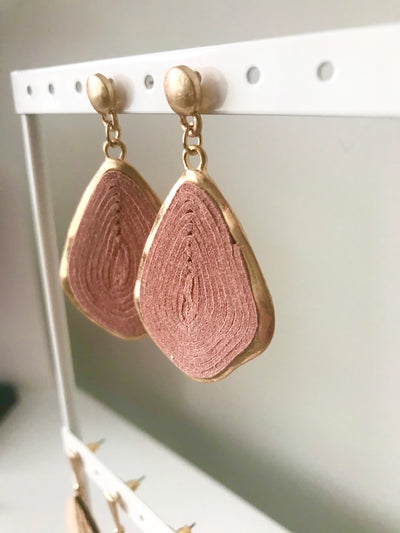 Swirl Cork Teardrop Earrings | Dusty Pink